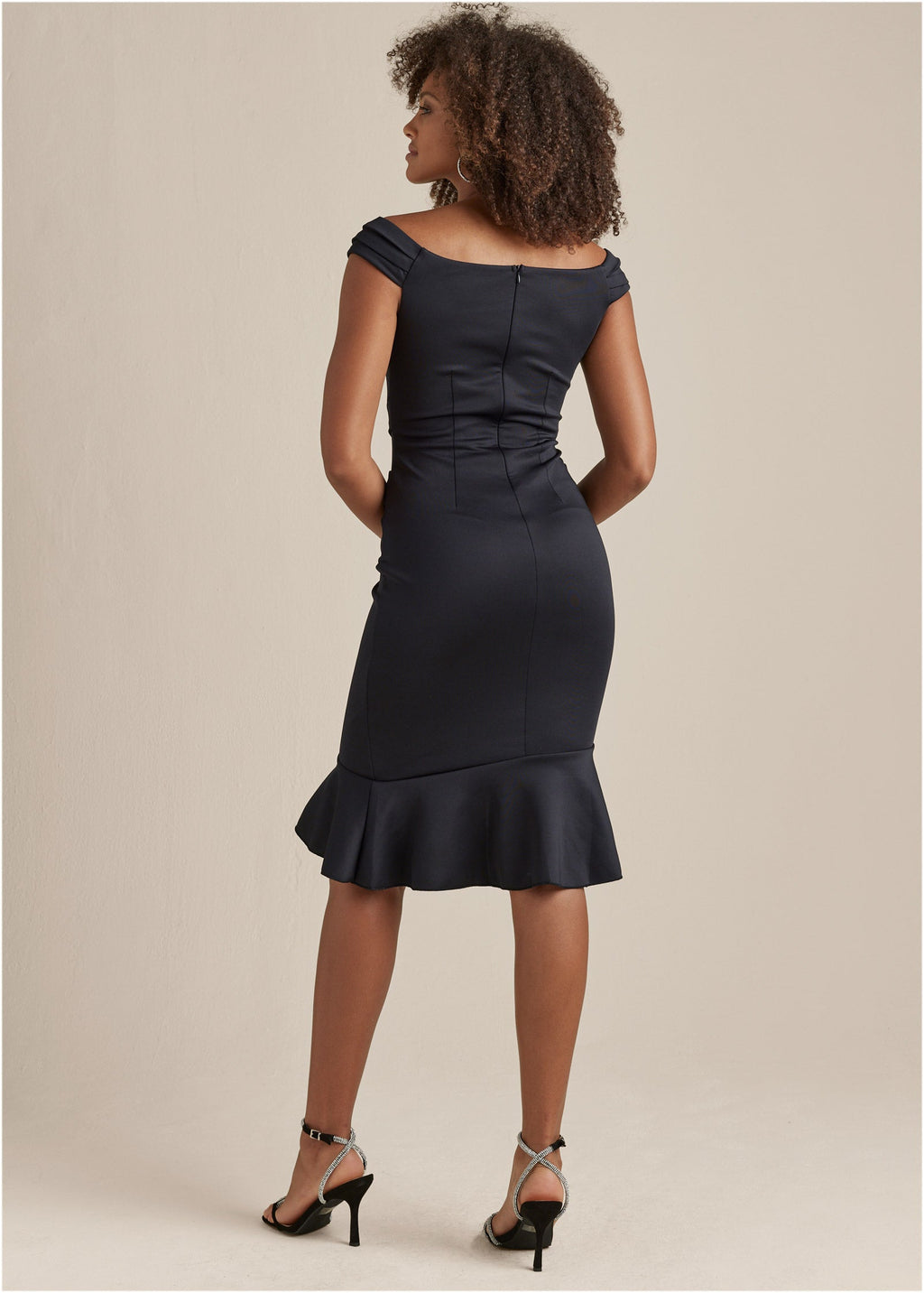 Ruffle Detail Dress - Black
