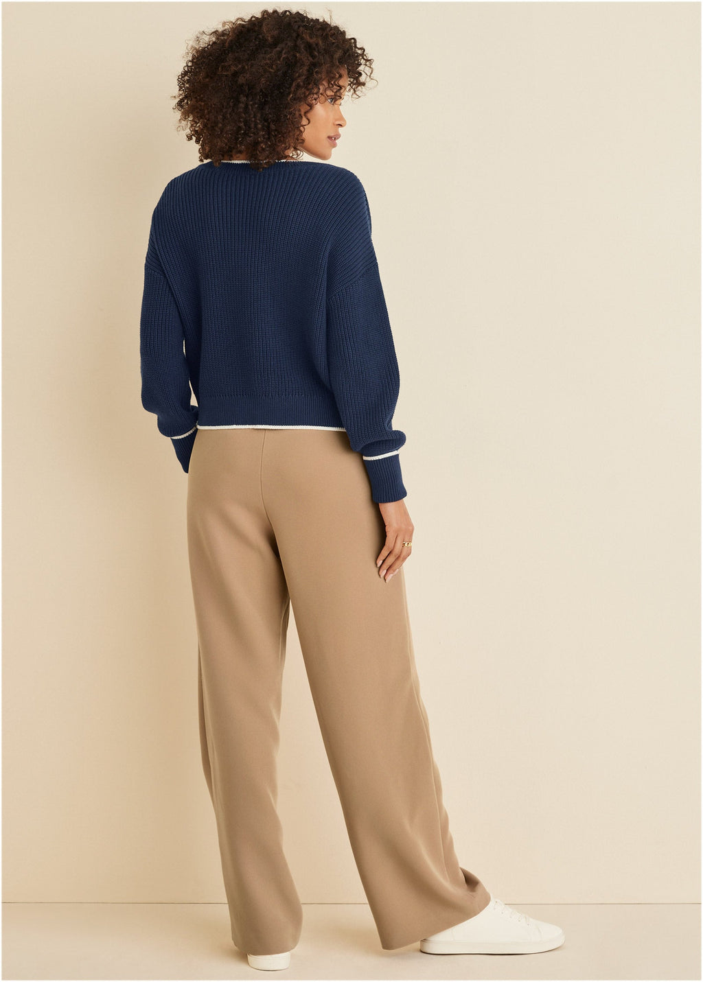 Anchor V-Neck Sweater - Navy & White