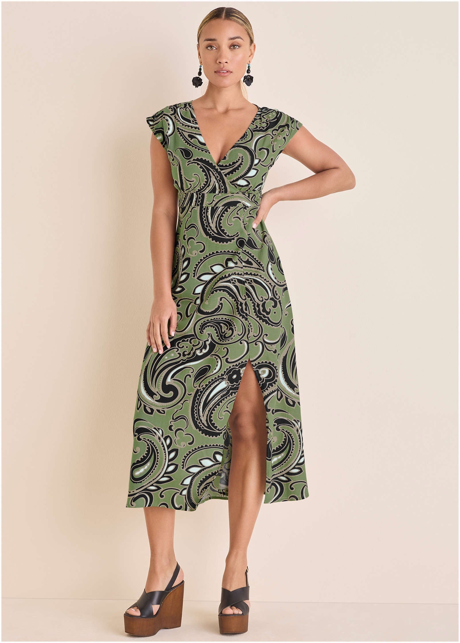 Linen V-Neck Maxi Dress - Large Splendid Paisley