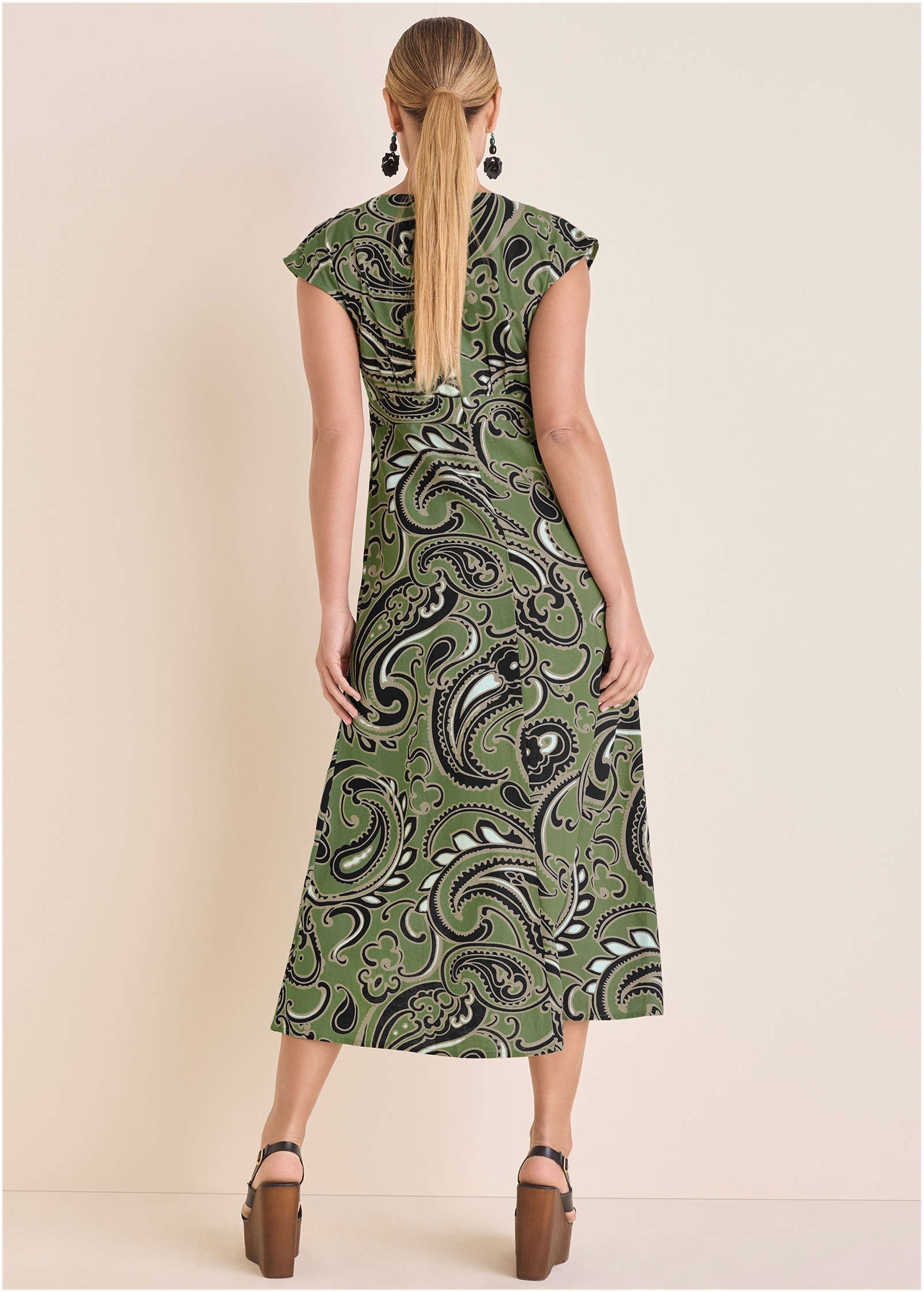Linen V-Neck Maxi Dress - Large Splendid Paisley