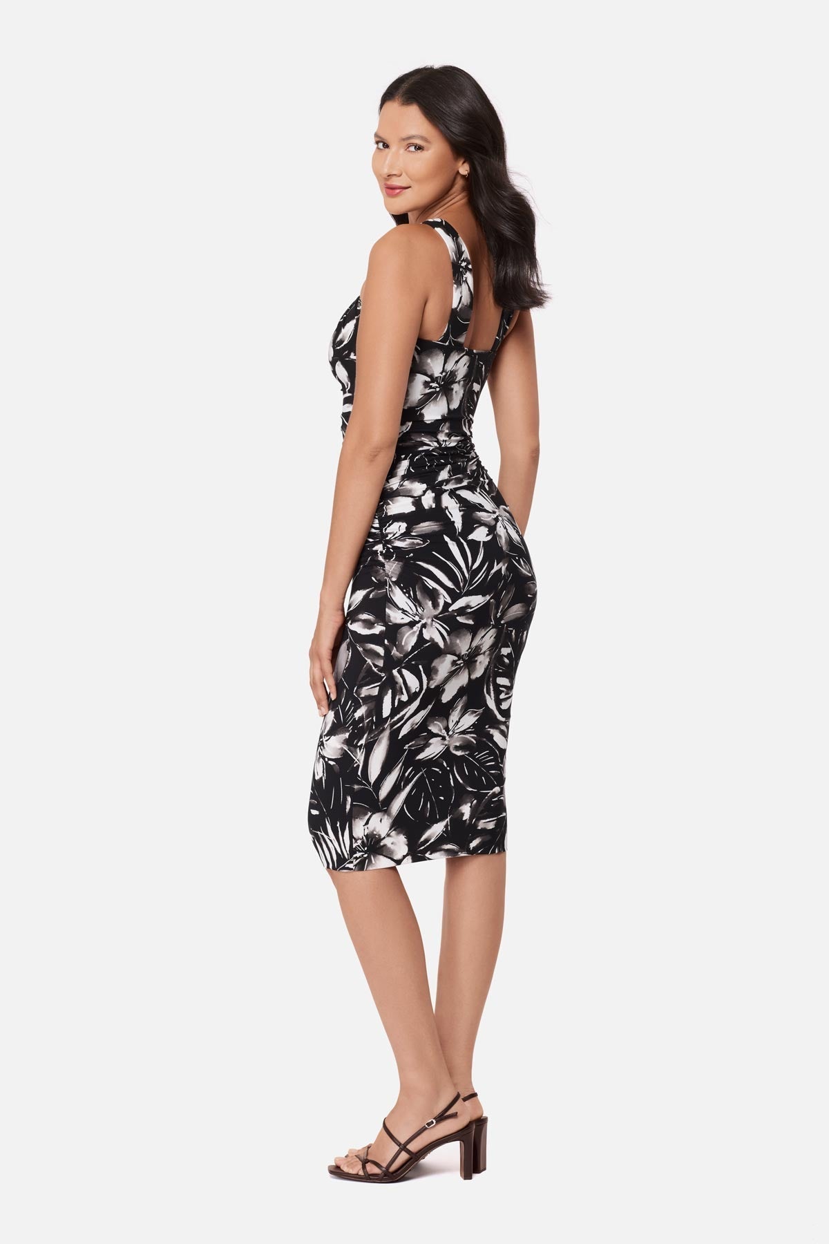 Idol Shaping Dress in Monochroma